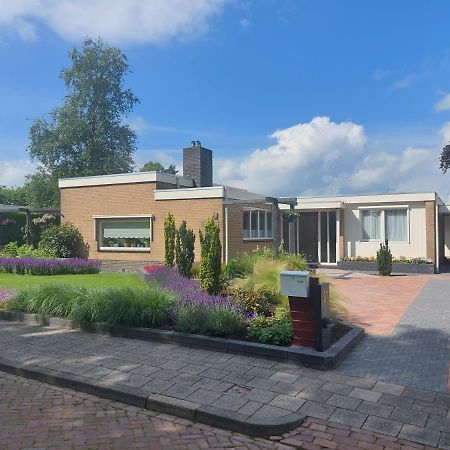 Bed and Breakfast Achter De Beukenboom Roden Esterno foto